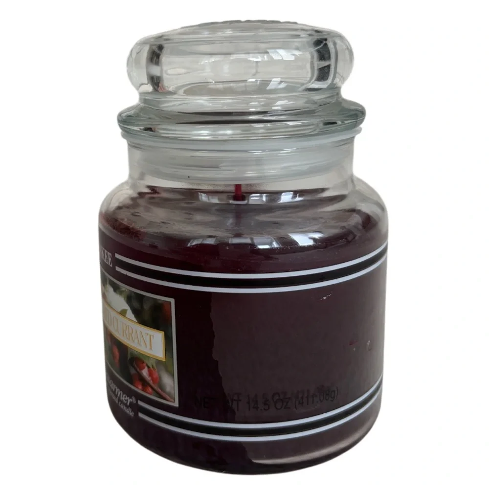 Yankee Candle Jar Holly & Red Currant Rare Vintage Black Band Deep Red 14.5 Oz